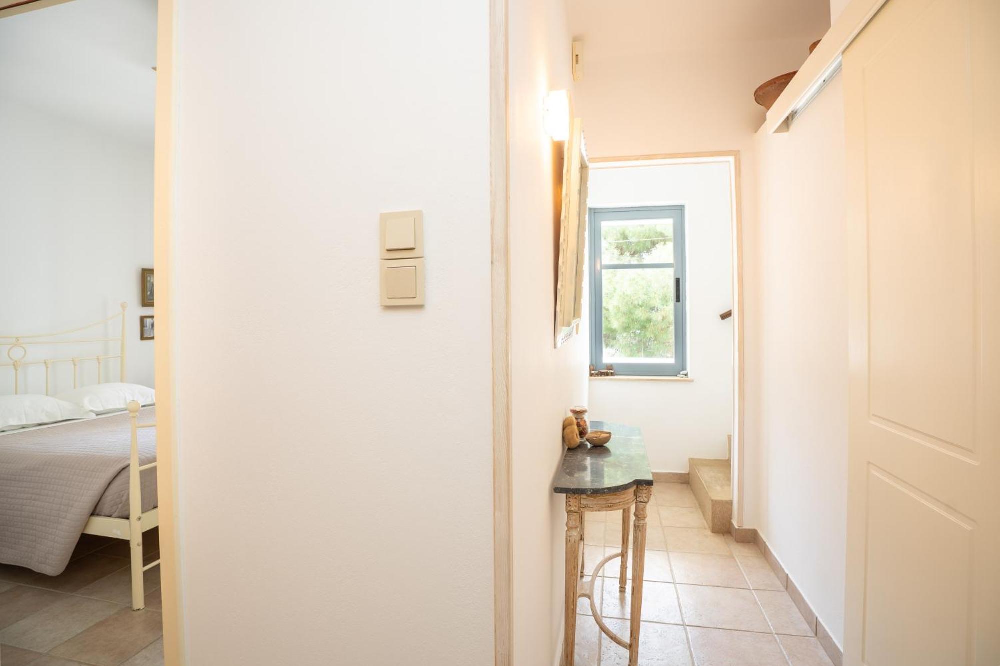 Semini Villa Myrties Exteriör bild